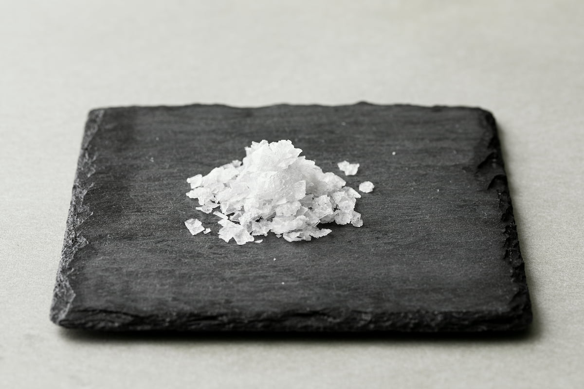 塩　結晶粗塩50g